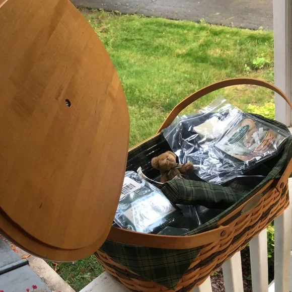 Vtg ‘99 LONGABERGER Generosity Basket 9-Piece Set RARE Inserts Green Plaid NEW